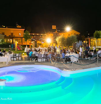 residence con piscina alba adriatica